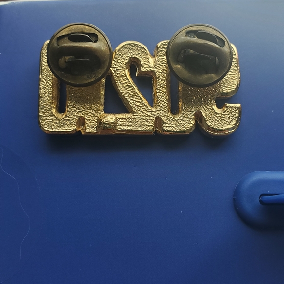 90210 Rhinestone Brooch - Picture 2 of 4